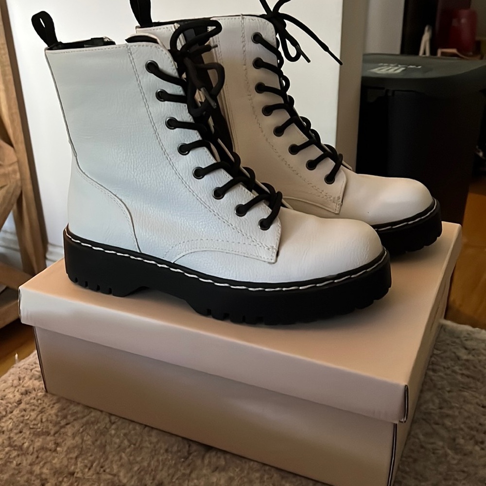 Sincerely Jules white combat boots